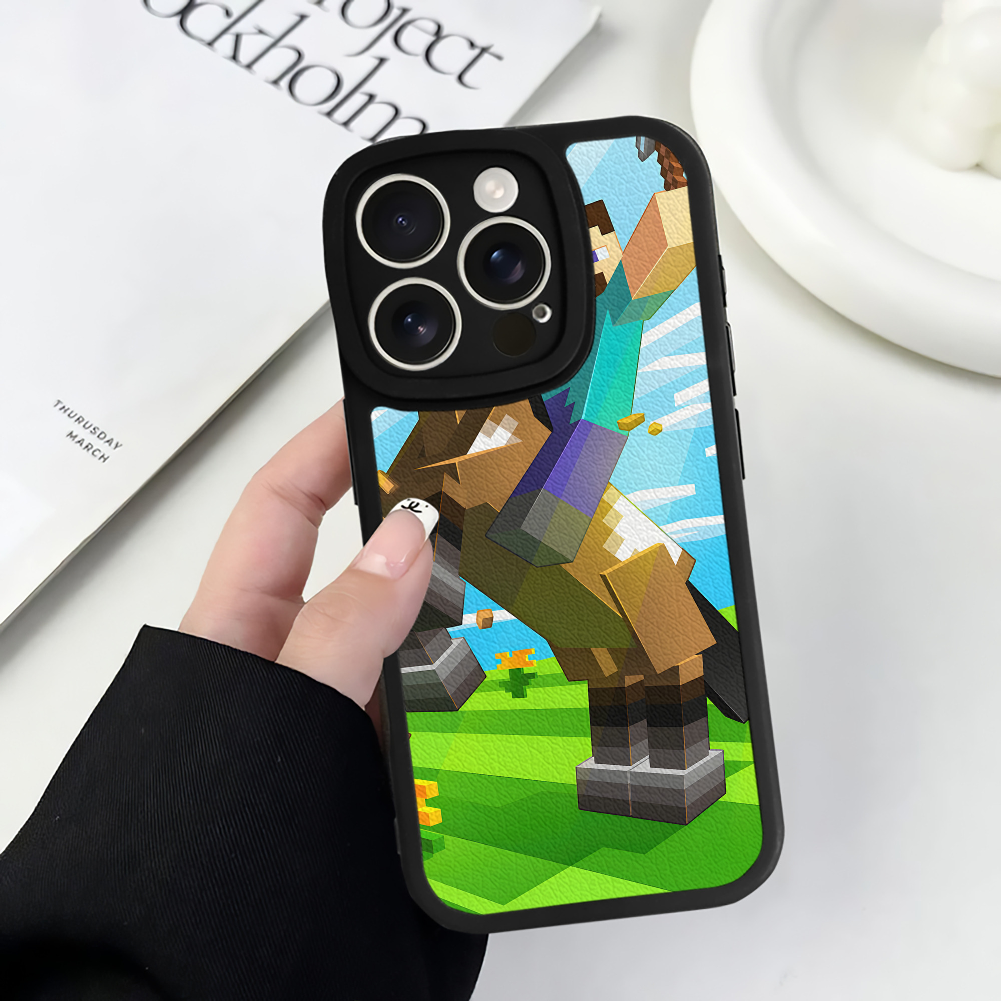 （画像用） マインクラフト ブロックの世界 Minecraft MC Block world 【iPhone 16シリーズ対応】シリコンスマホケース（レザー調） 材質：シリコン